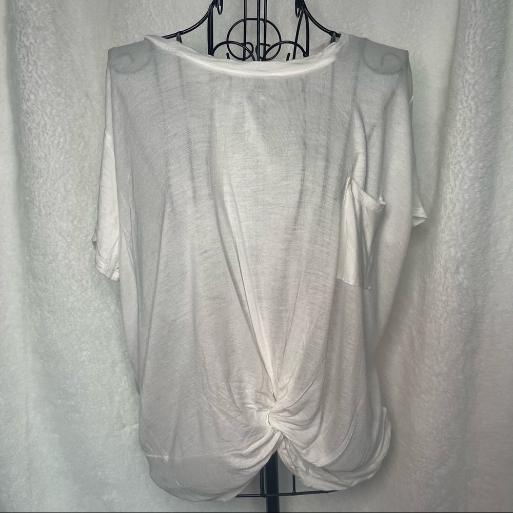 Hinge White Short Sleeve T-Shirt in Size Large.